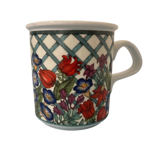 Dansk Nordic Garden Floral Lattice Porcelain Mug - Picture 1 of 8